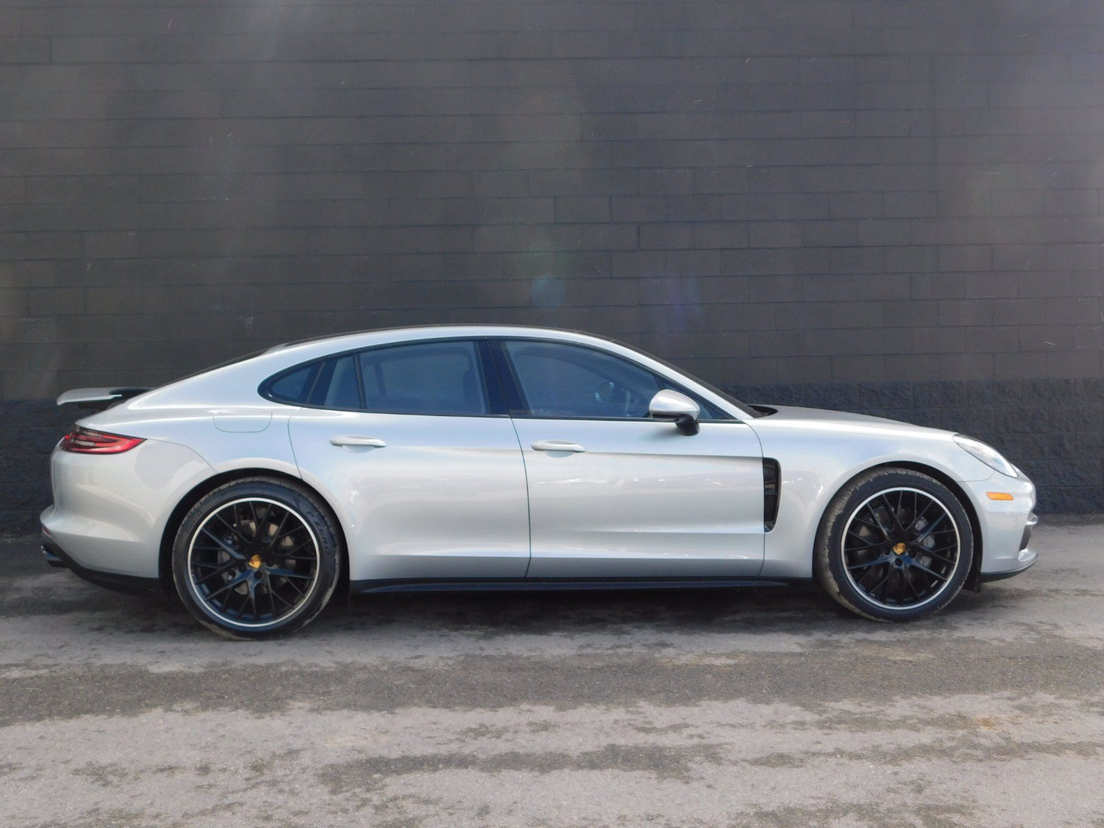 Porsche Panamera 4s 2019